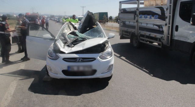 Kamyondan kopan lastik dehşet saçtı: 1 ölü, 5 yaralı