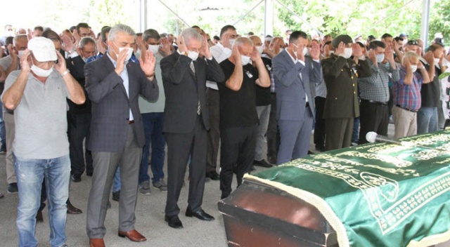 Kazada hayatını kaybeden baba oğul son yolculuklarına uğurlandı