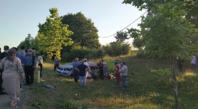 Kocaeli’de kamyon ve otomobil çarpıştı: Ölü ve yaralılar var