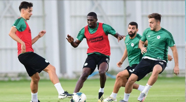 Konyaspor, Trabzonspor’a hazırlanıyor Konyaspor, Trabzonspor’a hazırlanıyor