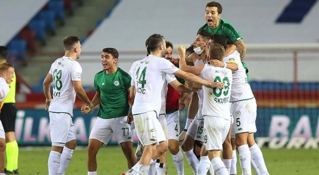 Kritik galibiyetler Konyaspor&#039;u ligde tuttu