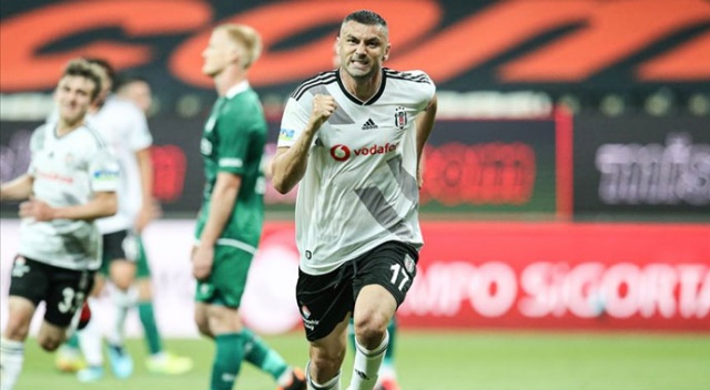 Lille Teknik Direktörü Galtier, Burak Yılmaz ile ilgilendiklerini açıkladı
