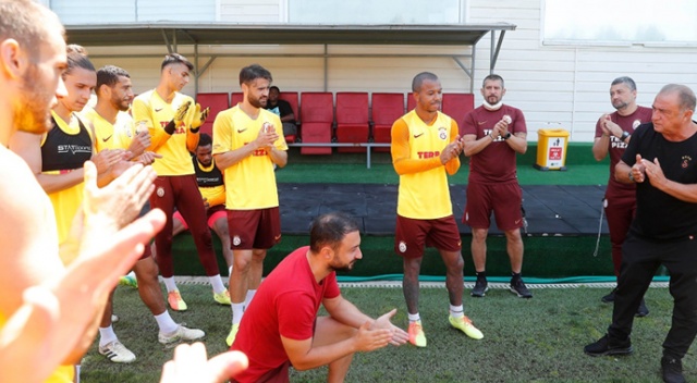 Mariano, Galatasaray'a veda etti Mariano, Galatasaray'a veda etti