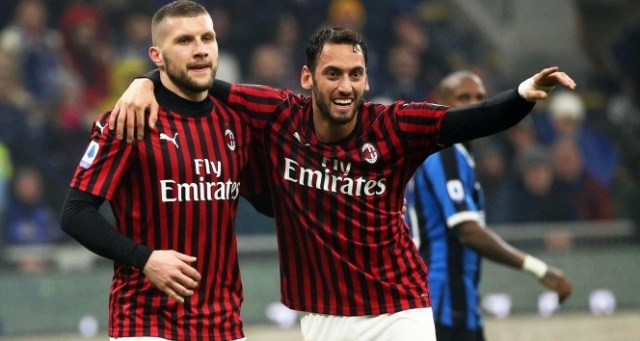 Milan'da Hakan Çalhanoğlu rüzgarı Milan'da Hakan Çalhanoğlu rüzgarı