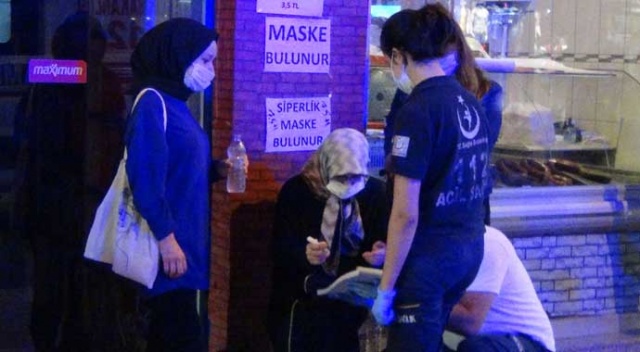 Motosiklet çarpan kadının inadı...Hastaneye gitmek için kimse ikna edemedi Motosiklet çarpan kadının inadı...Hastaneye gitmek için kimse ikna edemedi