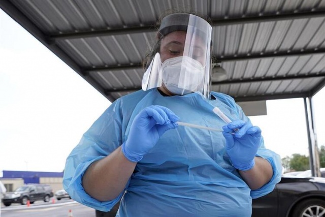 Singapur'da bir Kovid-19 aşı adayı insanlar üzerinde test edilecek
