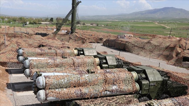Tacikistan'daki Rus askeri üssünde S-300'lü tatbikat Tacikistan'daki Rus askeri üssünde S-300'lü tatbikat
