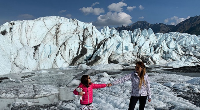 Türk çift Alaska'da küresel ısınmayı görüntüledi Türk çift Alaska'da küresel ısınmayı görüntüledi