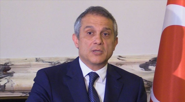 Türkiye'nin Londra Büyükelçisi: Hain darbe girişimi Türkiye'nin meşruiyetine karşı açık bir saldırıydı Türkiye'nin Londra Büyükelçisi: Hain darbe girişimi Türkiye'nin meşruiyetine karşı açık bir saldırıydı