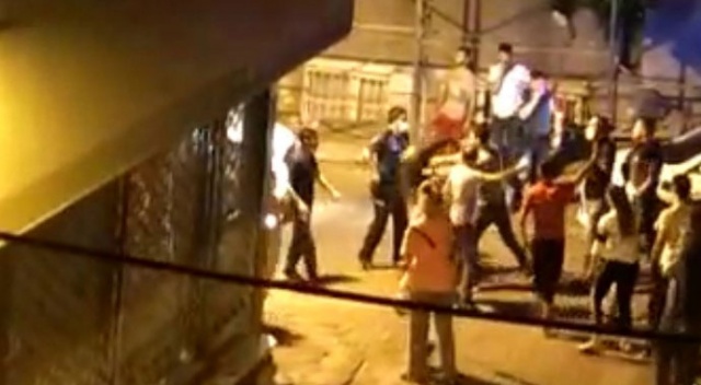Yol verme kavgasında sokak savaş alanına döndü