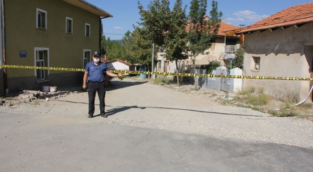 6 ev karantinaya alındı 6 ev karantinaya alındı