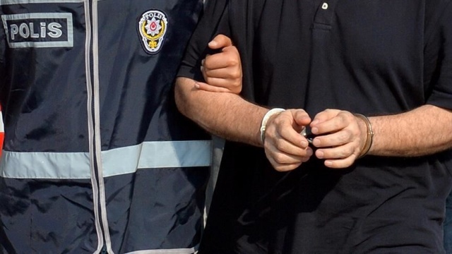 Adana&#039;nın Kozan ilçesindeki orman yangınıyla ilgili 3 kişi gözaltına alındı