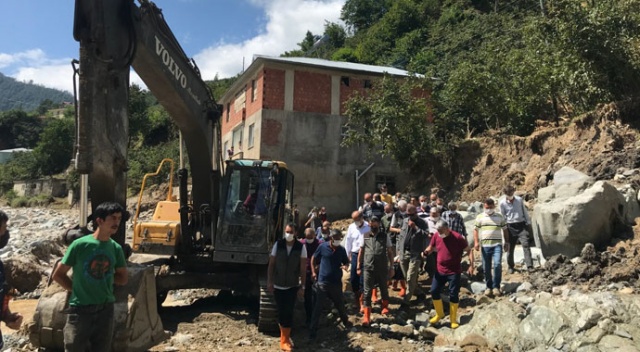 Afetzedelere buzağı desteği erkenden ödenecek Afetzedelere buzağı desteği erkenden ödenecek