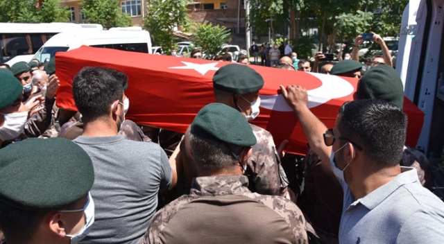 Akhisarlı özel harekat polisi hayat mücadelesini kaybetti