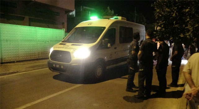Arabada öldüremeyince ambulansta vurdular