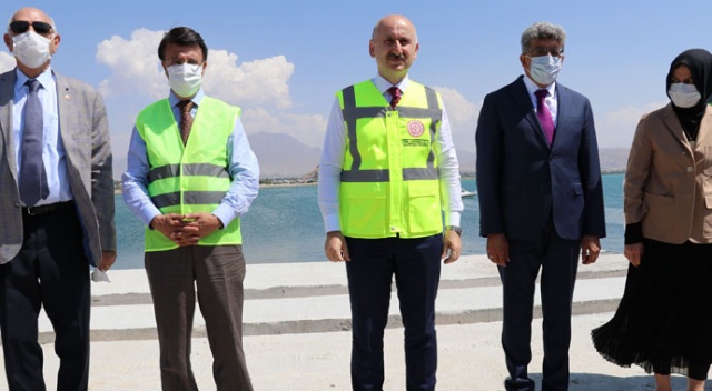 Bakan Karaismailoğlu: Van bölgesinde 9 milyar TL civarında proje yapıldı Bakan Karaismailoğlu: Van bölgesinde 9 milyar TL civarında proje yapıldı
