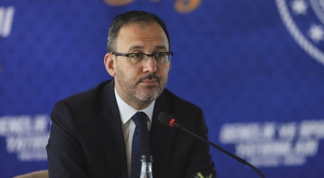 Bakan Kasapoğlu’ndan şampiyon genç voleybolculara tebrik Bakan Kasapoğlu’ndan şampiyon genç voleybolculara tebrik