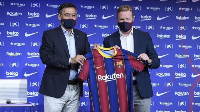 Barcelona Ronald Koeman&#039;ı tanıttı