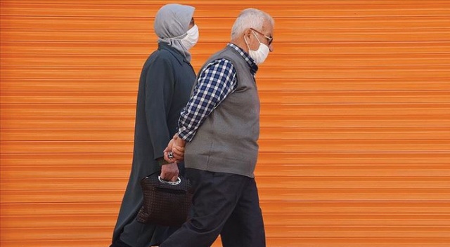 Bir ilde daha 65 yaş üstüne kısıtlama getirildi! Bir ilde daha 65 yaş üstüne kısıtlama getirildi!