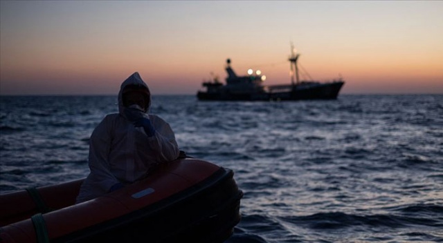 BM: Libya açıklarında tekne kazasında 5'i çocuk en az 45 düzensiz göçmen öldü BM: Libya açıklarında tekne kazasında 5'i çocuk en az 45 düzensiz göçmen öldü