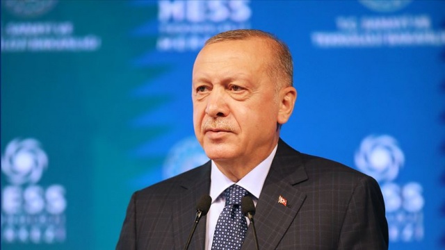 Cumhurbaşkanı Erdoğan: Muharrem ayı ile Aşure Günü'nün tüm İslam alemi için hayırlara vesile olmasını diliyorum Cumhurbaşkanı Erdoğan: Muharrem ayı ile Aşure Günü'nün tüm İslam alemi için hayırlara vesile olmasını diliyorum