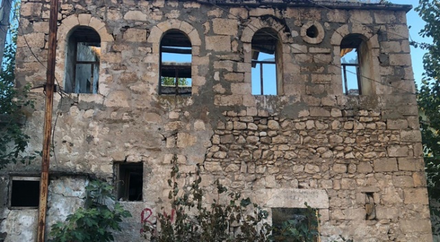 Eski Silvan evleri bir bir yok oluyor