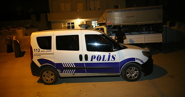 Evinden bilgisiyarını çalan hırsızı sokakta kaçarken yakaladı Evinden bilgisiyarını çalan hırsızı sokakta kaçarken yakaladı