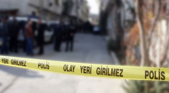 Evinin balkonundan düşen çocuk hayatını kaybetti Evinin balkonundan düşen çocuk hayatını kaybetti