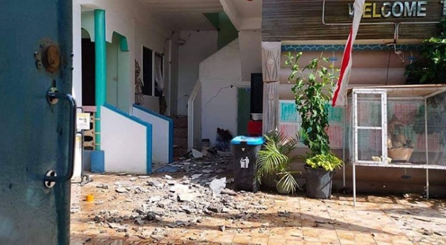 Filipinler'de 6,6 büyüklüğündeki depremde 1 kişi öldü Filipinler'de 6,6 büyüklüğündeki depremde 1 kişi öldü