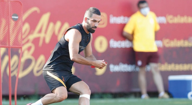 Galatasaray&#039;da hazırlıklar sürüyor