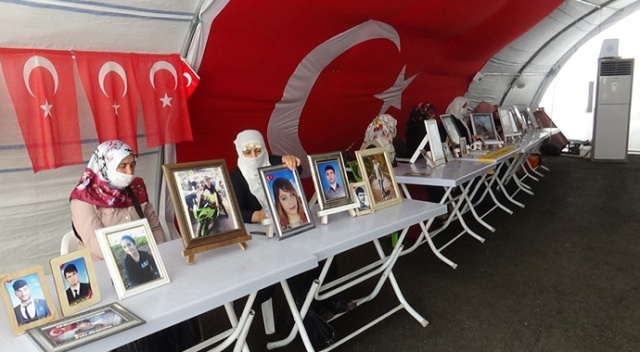 HDP önündeki ailelerin evlat nöbeti 359’uncu gününde