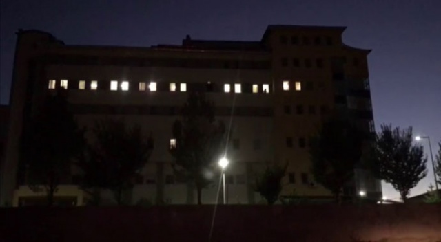 İki aile arasındaki arazi anlaşmazlığı silahlı kavgaya dönüştü: 2 ölü İki aile arasındaki arazi anlaşmazlığı silahlı kavgaya dönüştü: 2 ölü