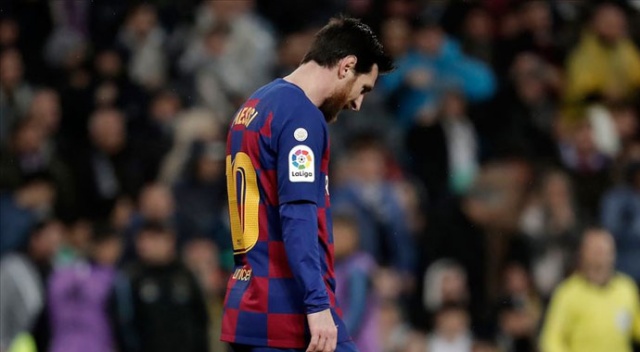 İspanyol basını: Messi, ayrılma isteğini Barcelona'ya iletti