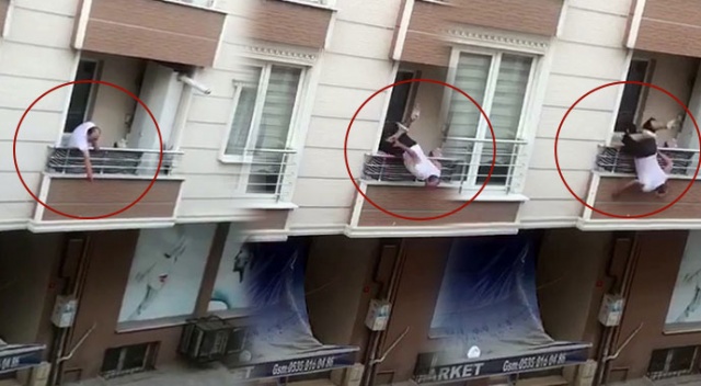Kavga ettiği adama balkondan tencere atarken aşağıya düştü Kavga ettiği adama balkondan tencere atarken aşağıya düştü