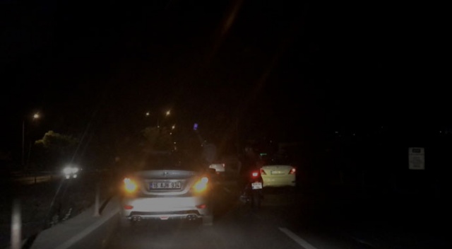 Konvoyda selfie çekerek ölüme davetiye çıkardılar