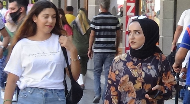 Korona virüsün tırmanışta olduğu Diyarbakır’da gençler maske kuralına uymuyor
