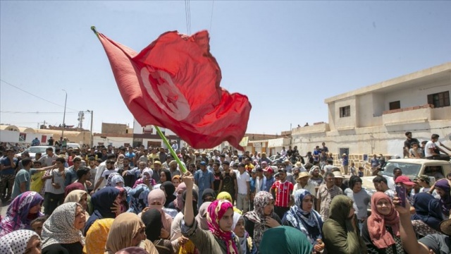 Libya'da 2 milyon insan yardıma muhtaç durumda Libya'da 2 milyon insan yardıma muhtaç durumda