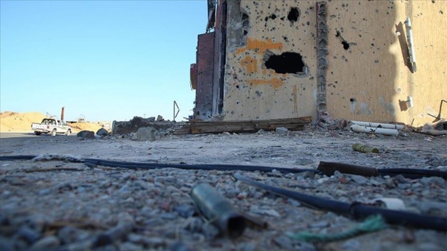 Libya'da Hafter milisleri Sirte'nin Ebu Hadi bölgesini kuşattı Libya'da Hafter milisleri Sirte'nin Ebu Hadi bölgesini kuşattı