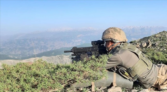 PKK'ya ağır darbe! Hakkâri'de destan yazılıyor PKK'ya ağır darbe! Hakkâri'de destan yazılıyor