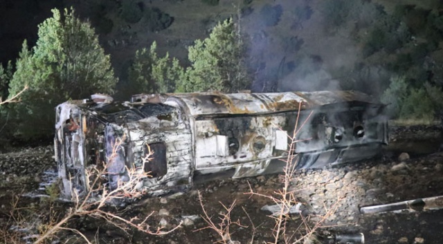 Şarampole devrilen akaryakıt tankeri patladı: 1 yaralı