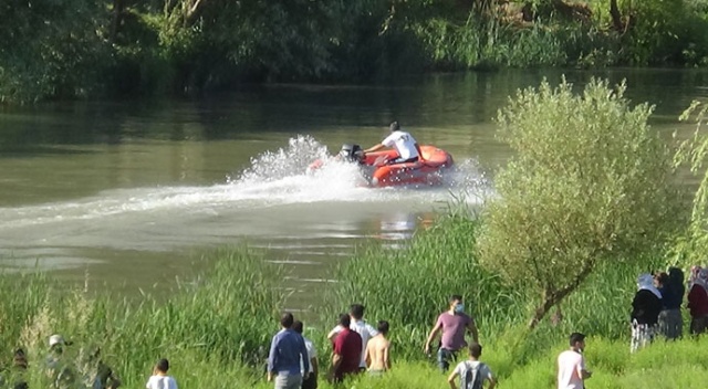 Serinlemek için girdiği suda cansız bedenine ulaşıldı