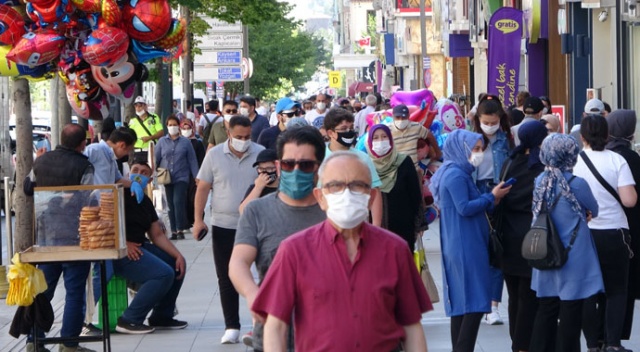 Sivas Valisi açıkladı... Nüfus 2 milyona çıktı, vakalar arttı Sivas Valisi açıkladı... Nüfus 2 milyona çıktı, vakalar arttı