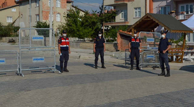 Tunçbilek'te vakalar artınca mahalle karantina altına alındı