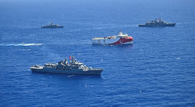 Türk Deniz Kuvvetleri, Oruç Reis'e refakati sürdürüyor Türk Deniz Kuvvetleri, Oruç Reis'e refakati sürdürüyor