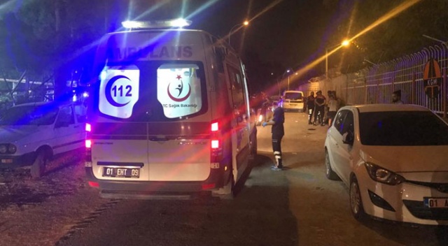 Yola fırlayan çocuk otomobilin altında kaldıı Yola fırlayan çocuk otomobilin altında kaldıı
