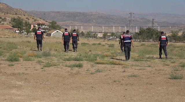 29 yaşındaki genç kayıplara karıştı: Ekipler havadan ve karadan arama yapıyor 29 yaşındaki genç kayıplara karıştı: Ekipler havadan ve karadan arama yapıyor