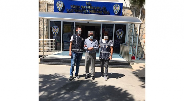 7 yıldır cinayetten aranıyordu, yatağın altında yakalandı