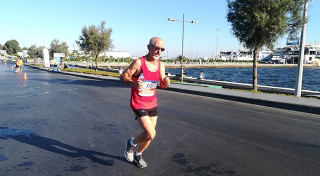 8. İzmir Yarı Maratonu başladı