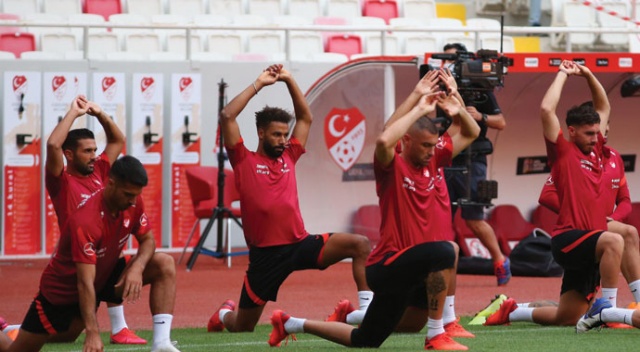 A Milli Takım, Macaristan maçına hazır