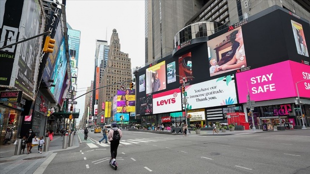 ABD'nin New York kentinde Covid-19 nedeniyle okulların açılması 21 Eylül'e ertelendi ABD'nin New York kentinde Covid-19 nedeniyle okulların açılması 21 Eylül'e ertelendi
